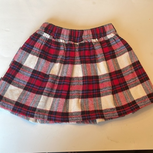 ๐ผ Joe Fresh Girls' Size 4 Plaid Pleated Skirt - Perfect for Any Occasion! ๐ผ - Picture 4 of 5